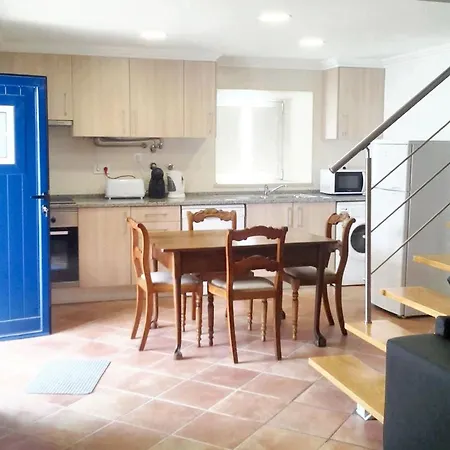 Charming House In + View Сasa de vacaciones *