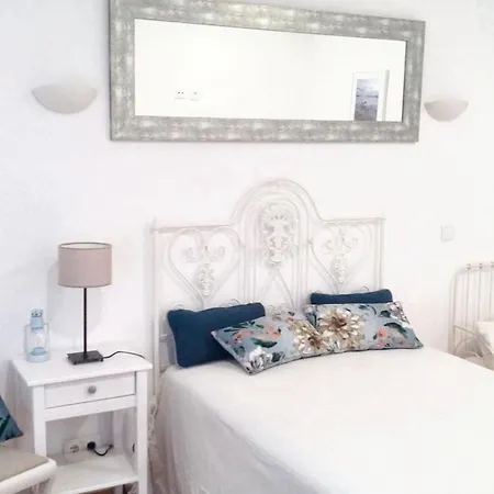 Сasa de vacaciones Charming House In + View *